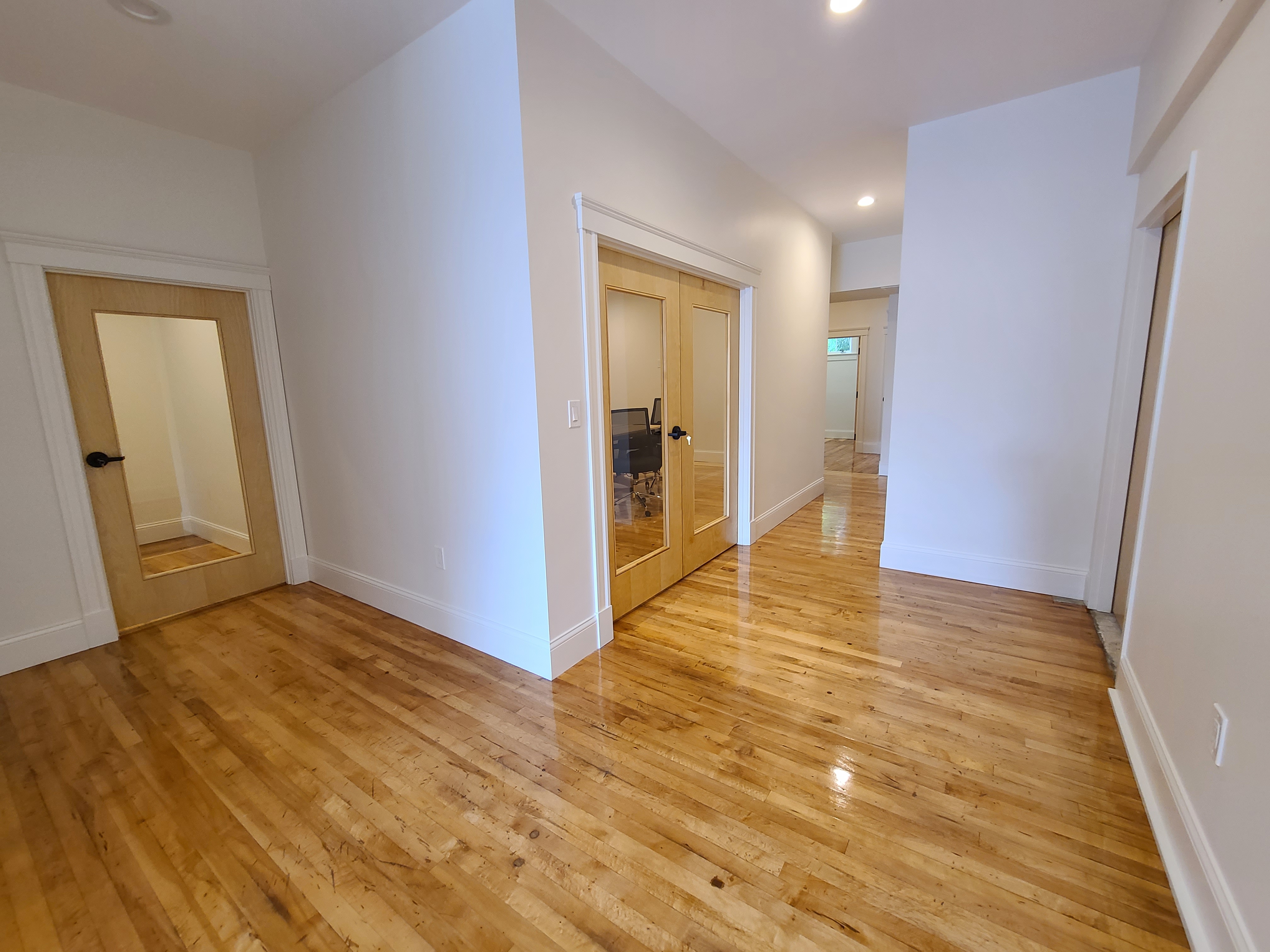 Hardwood flooring installation and refinishing in Stoneham MA